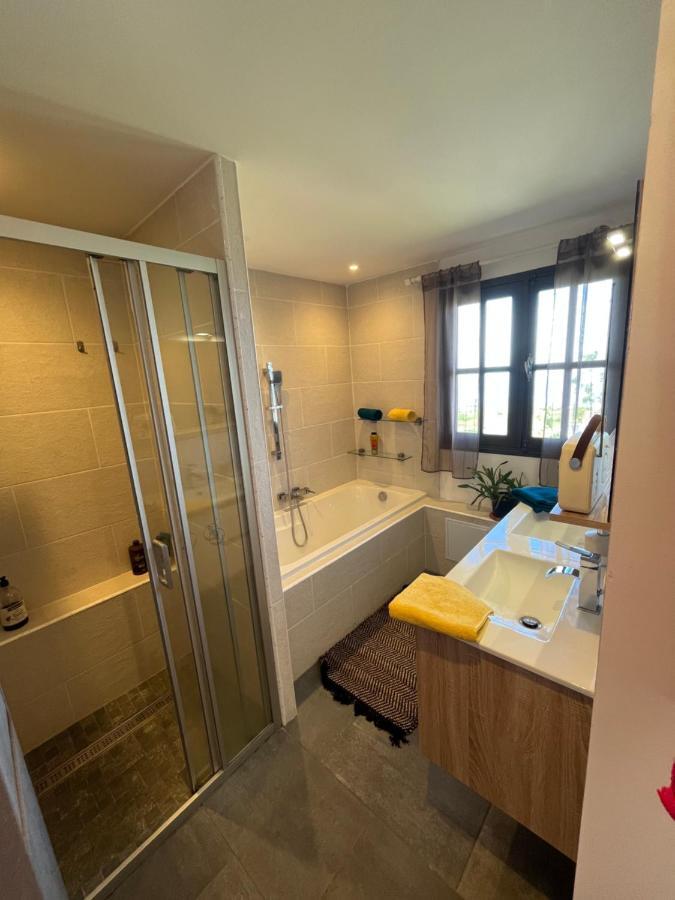 La Maison Des Camelias Le Tampon Buitenkant foto